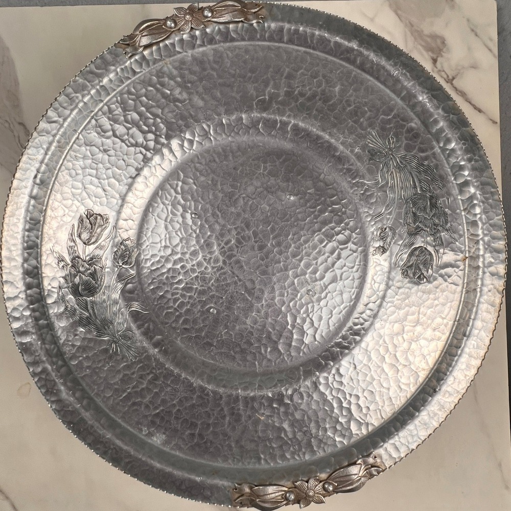 Vintage Hammered Aluminum Footed Serving Tray Silver Tulip Floral Scalloped 14.5